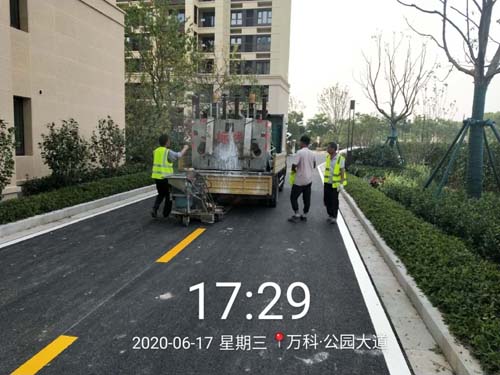 萬科公園飛揚(yáng)道路劃線項(xiàng)目完工